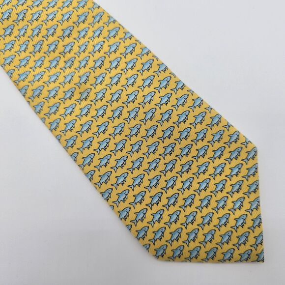 Vineyard Vines Men's Yellow Shark Pattern Silk Tie 3x54 - Picture 1 of 6
